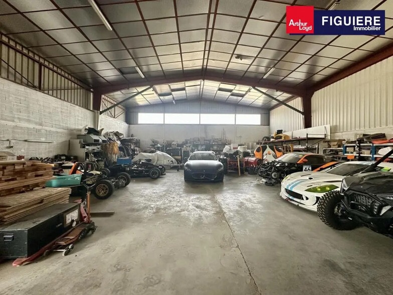 1230 Rue Jean Perrin, Aix-en-Provence à louer - Photo intérieure - Image 2 de 5