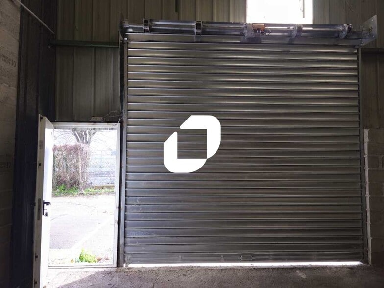 Flex in Beauvais for sale - Building Photo - Image 3 of 7