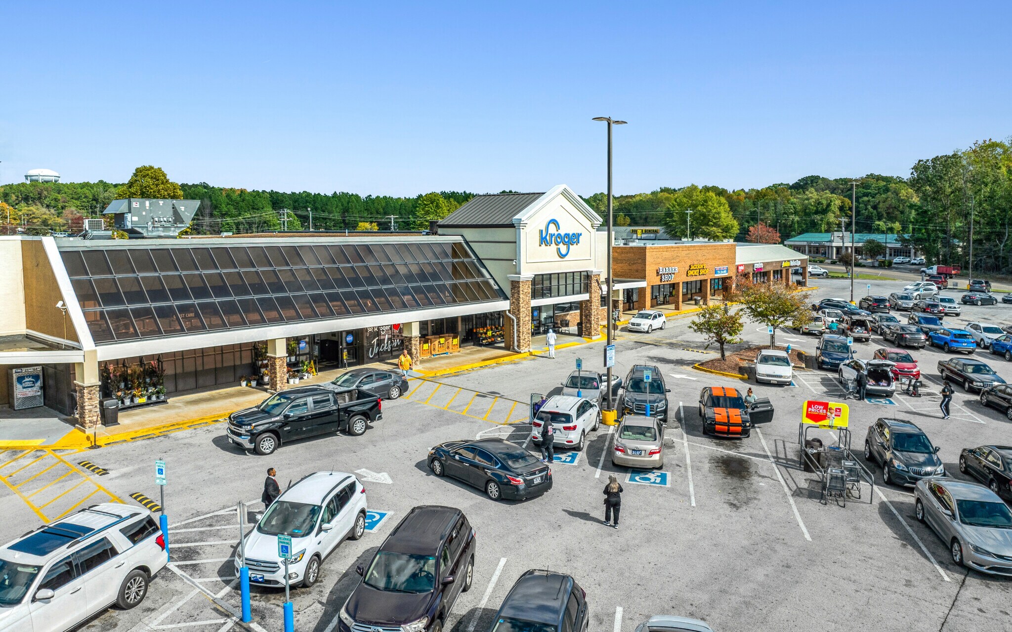 941 North Parkway, Jackson, TN for lease Primary Photo- Image 1 of 10