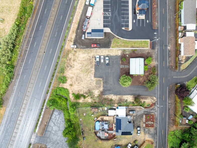 10744 OR-62, Eagle Point, OR à vendre - Photo du bâtiment - Image 2 de 12