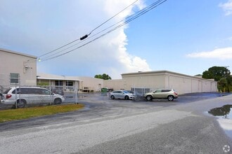 1185 Gooden Crossing, Largo, FL for lease Building Photo- Image 1 of 6