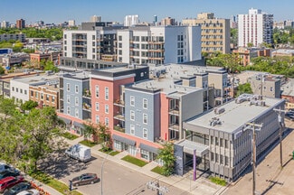 Plus de détails pour 10416 81st Ave NW, Edmonton, AB - Commerce de détail à louer