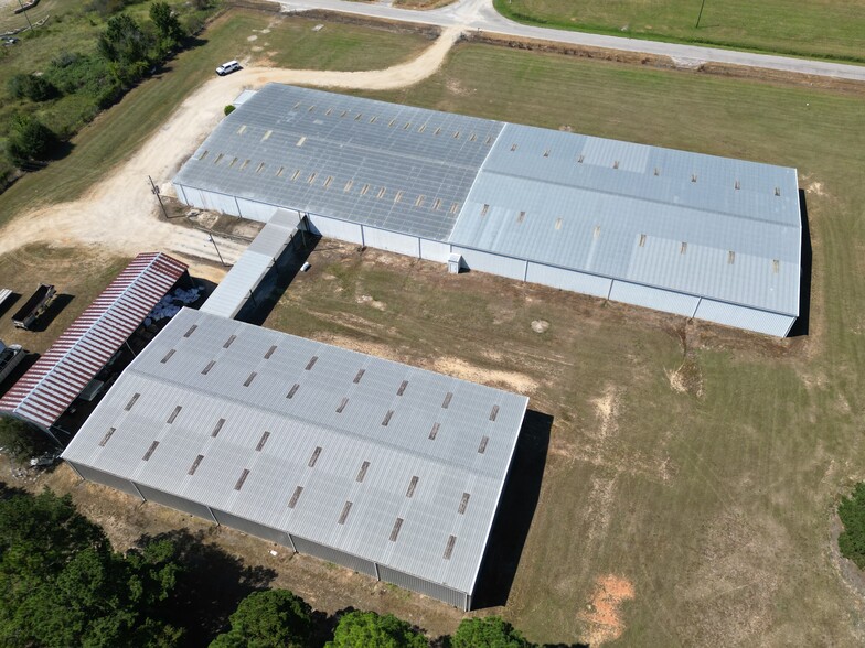 281 Industrial Blvd, Bishopville, SC for lease - Building Photo - Image 2 of 8