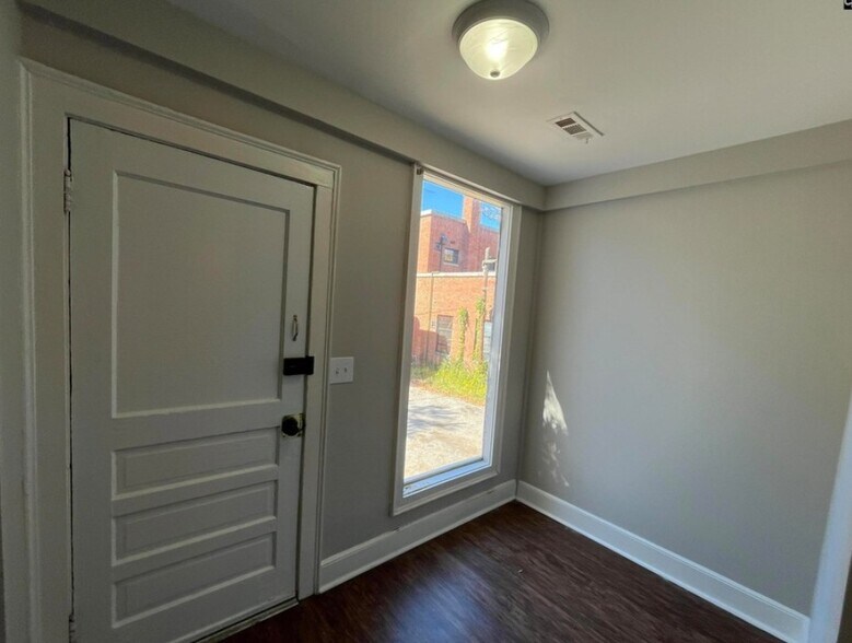 2620 Main St, Columbia, SC à vendre - Photo intérieure - Image 2 de 10