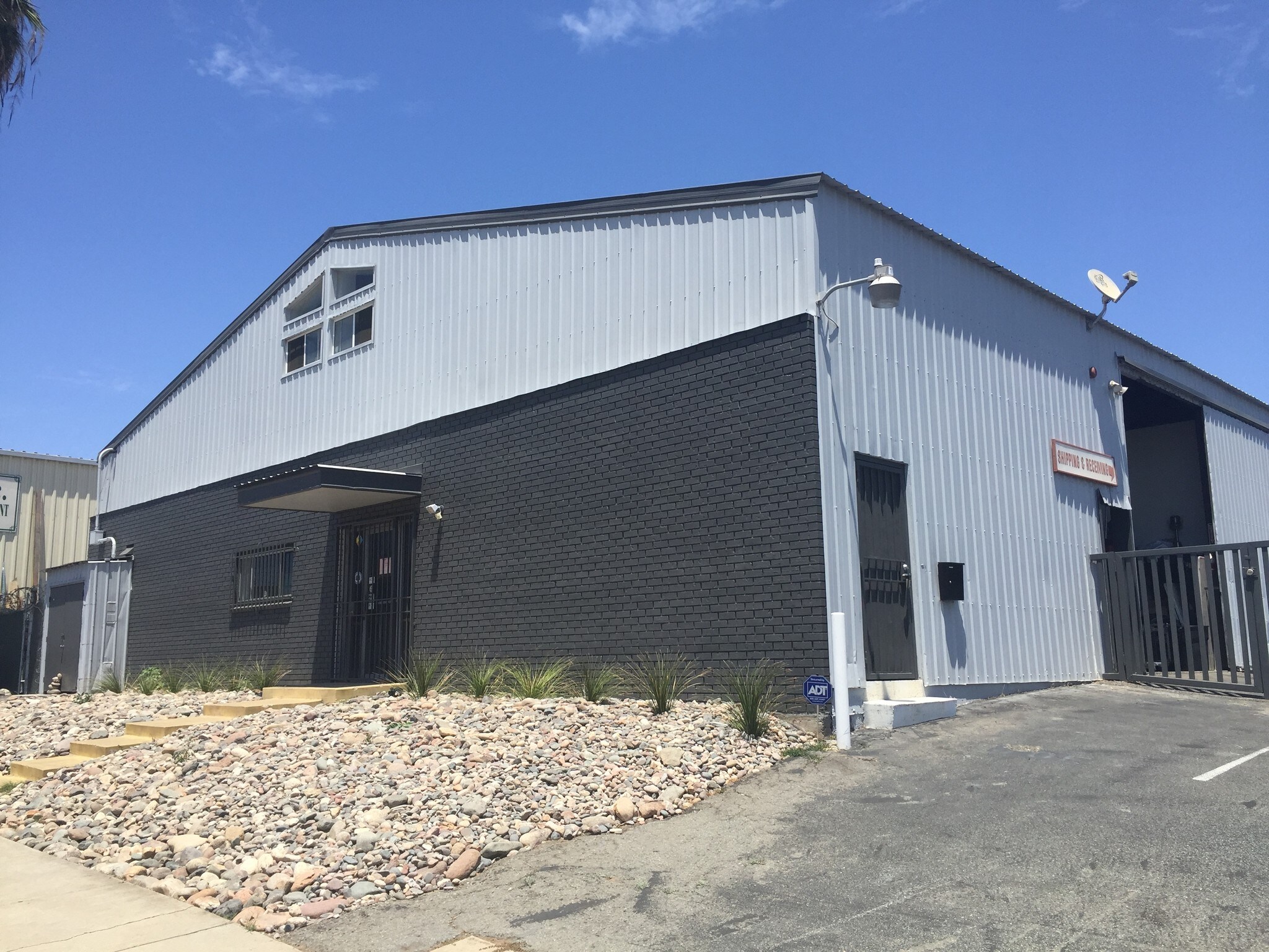 3101 Hoover Ave, National City, CA à louer Photo principale- Image 1 de 6