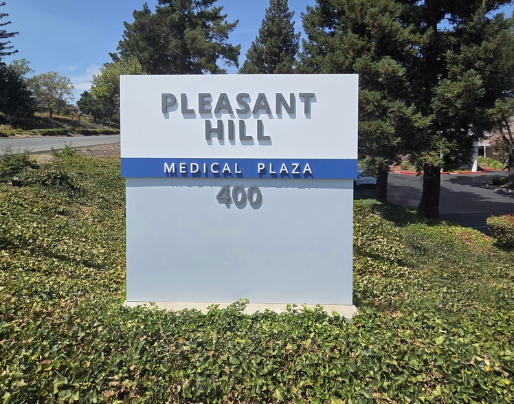 400 Taylor Blvd, Pleasant Hill, CA for lease - Building Photo - Image 2 of 14