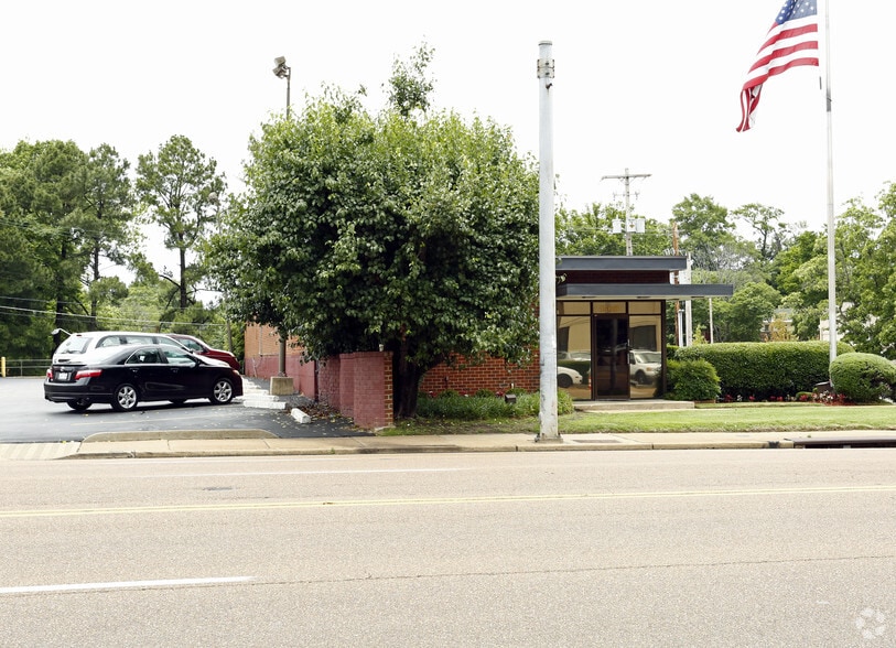 1568 Union Ave, Memphis, TN for sale - Building Photo - Image 2 of 6
