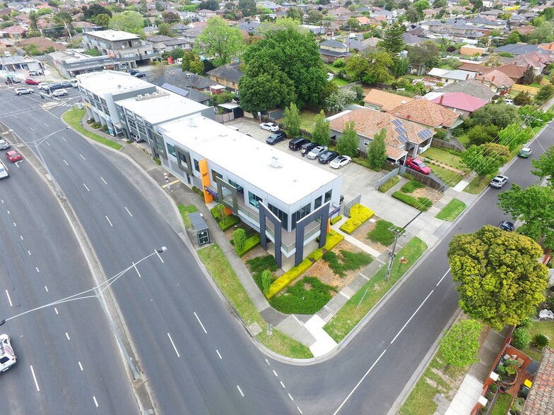 207 Warrigal Rd, Hughesdale for lease - Primary Photo - Image 1 of 2