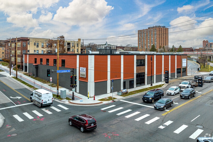 1936 S Lyndale Ave, Minneapolis, MN for lease - Building Photo - Image 2 of 15