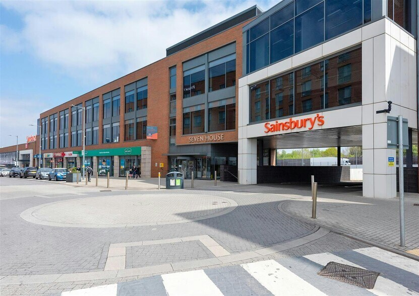 High St, Birmingham à louer - Photo du bâtiment - Image 1 de 14
