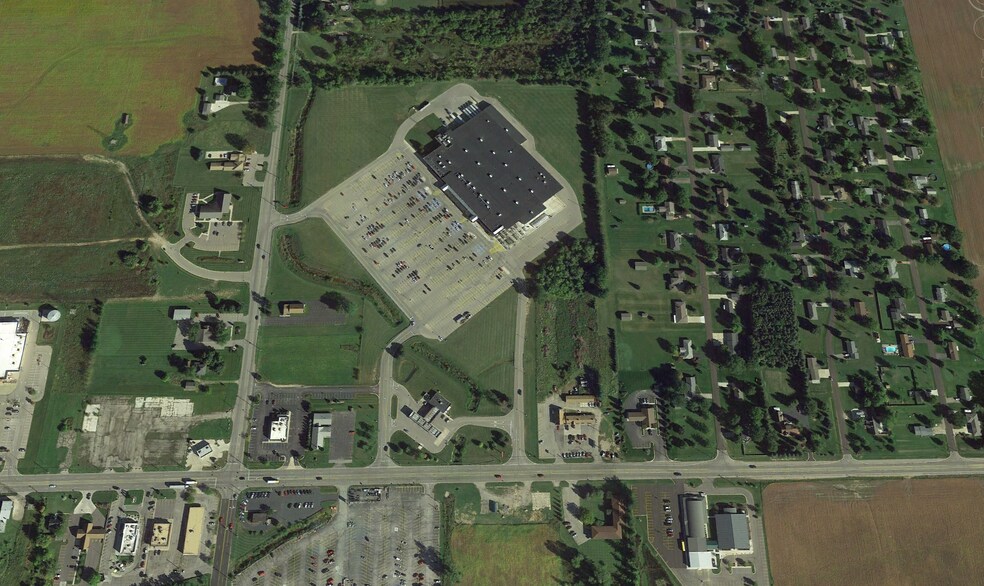 2611 E M 21, Corunna, MI à vendre - Photo principale - Image 2 de 2