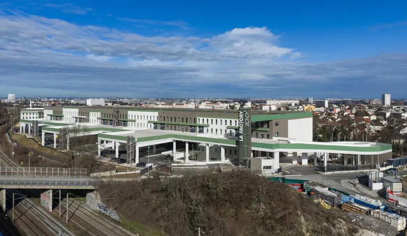 Flex dans Bondy à louer Photo du bâtiment- Image 1 de 24