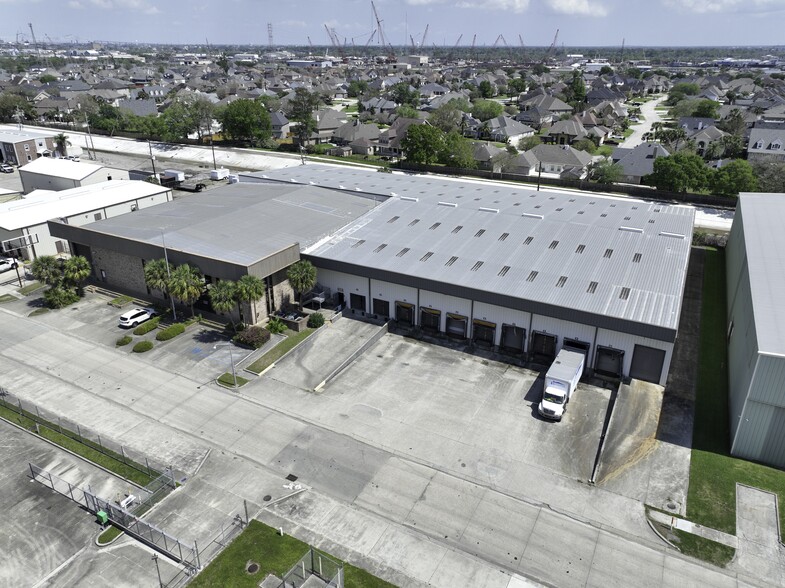 1925 Industrial Blvd, Harvey, LA for sale - Building Photo - Image 3 of 22