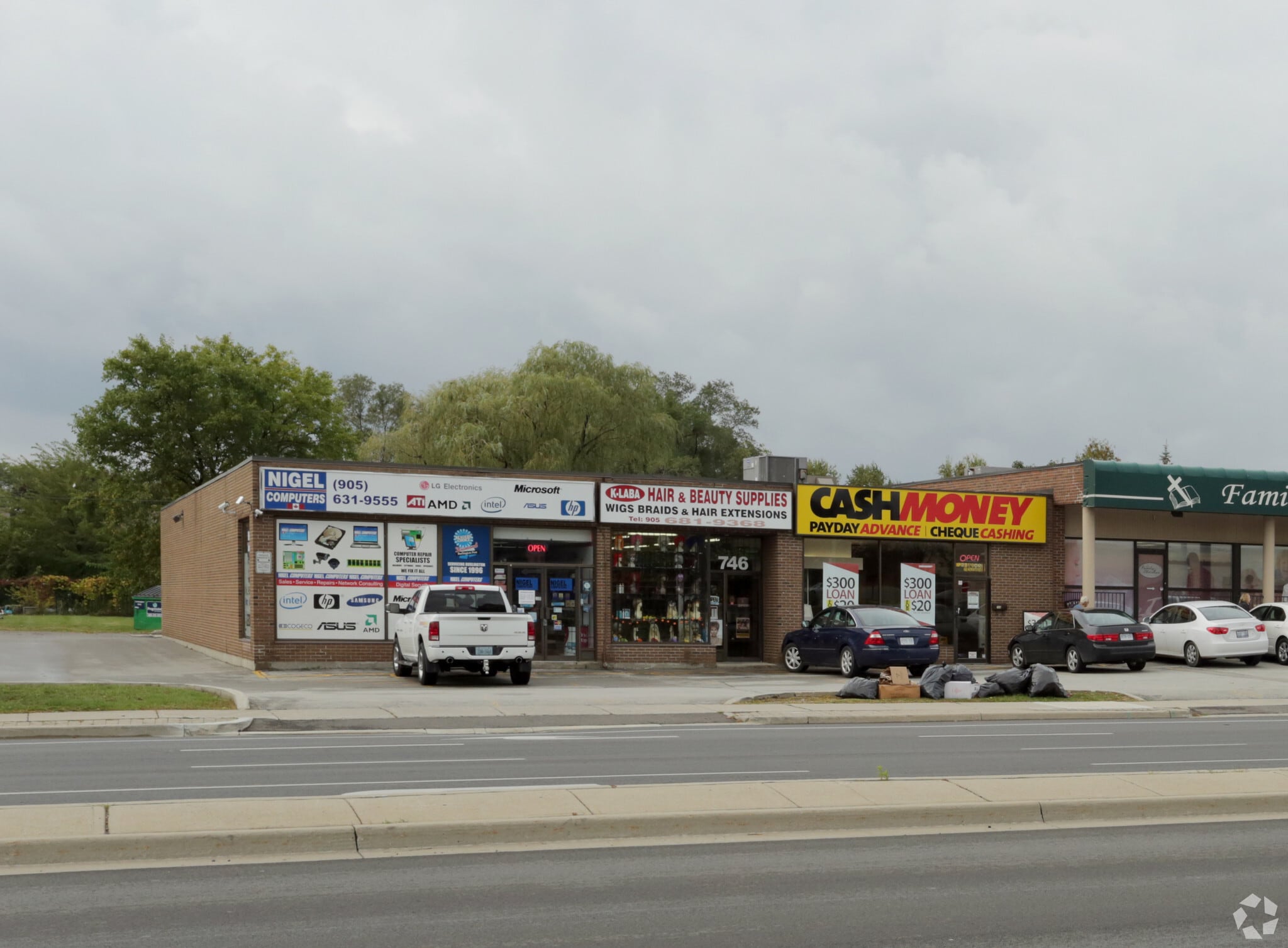 748 Guelph Ln, Burlington, ON for lease Primary Photo- Image 1 of 3