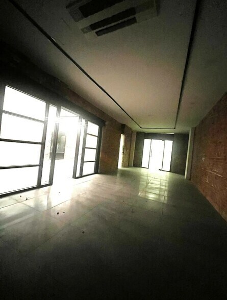 227 Ross St, Brooklyn, NY à louer - Photo intérieure - Image 2 de 5