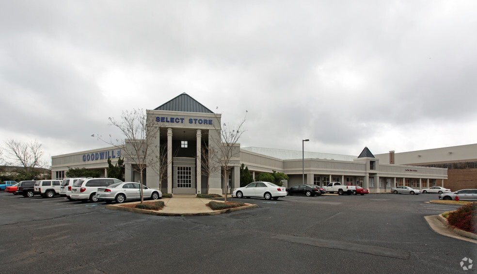 863 Centre St, Ridgeland, MS for lease - Primary Photo - Image 1 of 4