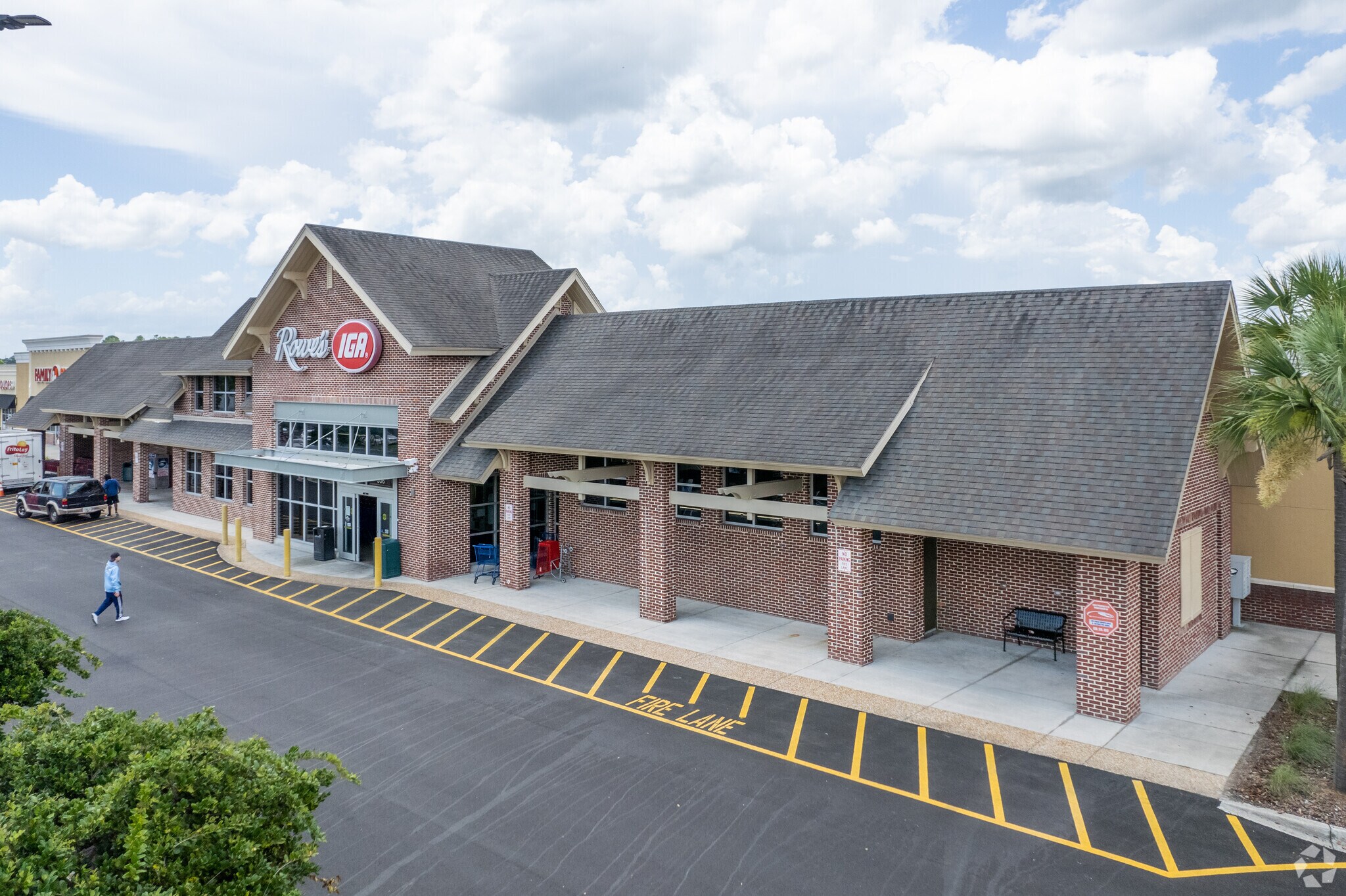 6765 Dunn Ave, Jacksonville, FL for lease Primary Photo- Image 1 of 6