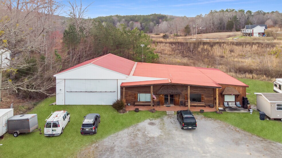 Commerce de détail dans Hamilton, AL à vendre - Photo du bâtiment - Image 3 de 36