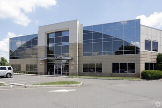 Plus de détails pour 2050 Route 27, North Brunswick, NJ - Bureau/Médical à louer