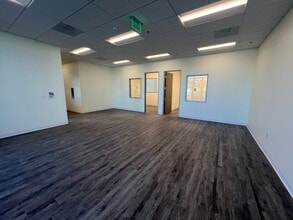 9863 Acacia St, Rancho Cucamonga, CA à louer Photo intérieure- Image 2 de 7