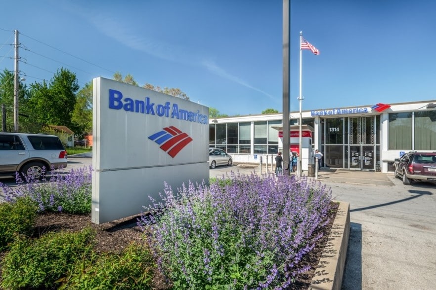 1314 N 38th St, Kansas City, KS for lease - Building Photo - Image 1 of 8