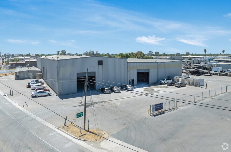 2829 S Highway 99, Stockton, CA à louer - Photo principale - Image 1 de 7