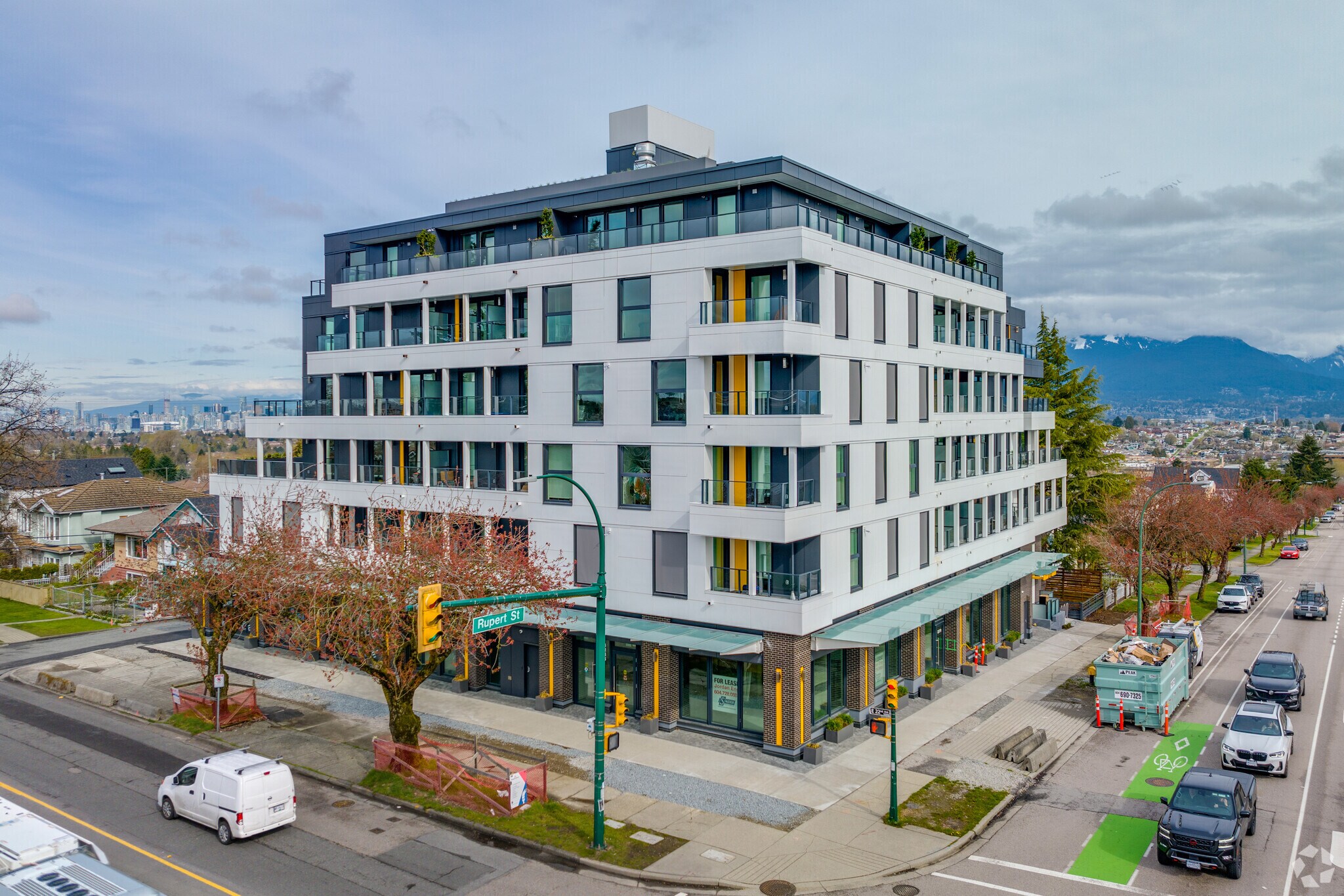 3737 Rupert St, Vancouver, BC à vendre Photo principale- Image 1 de 1