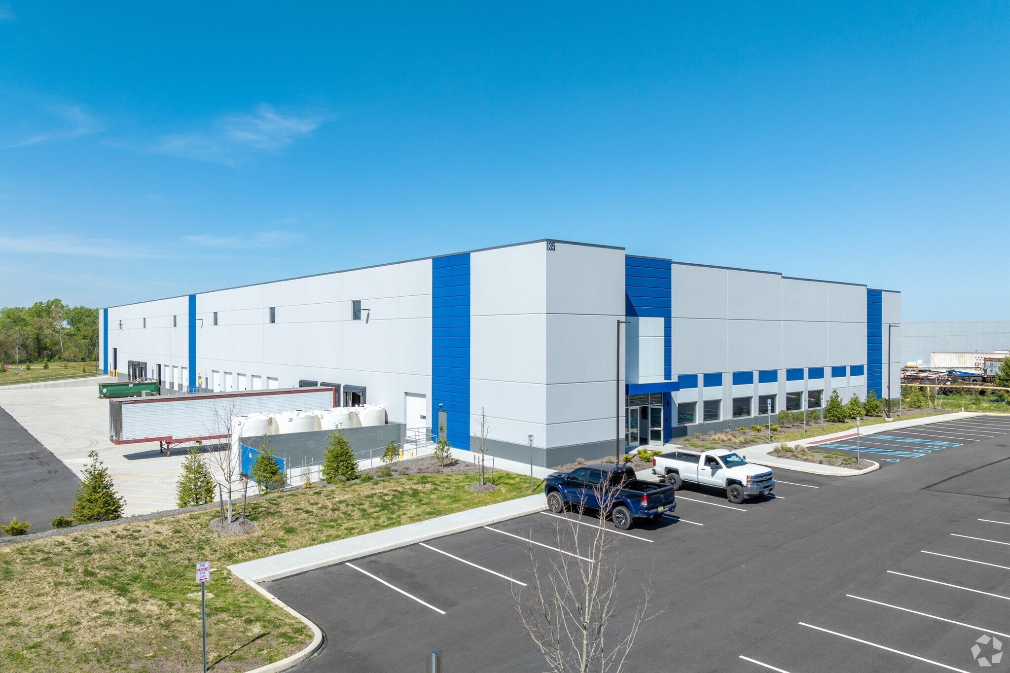 135 High Hill Rd, Woolwich, NJ for lease Primary Photo- Image 1 of 6