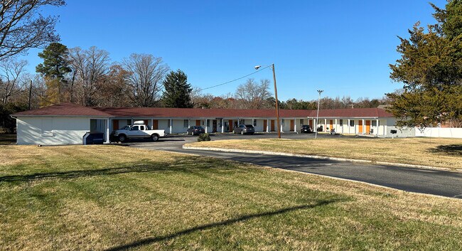 Plus de détails pour 8924 US-1, Richmond, VA - Services hôteliers à vendre