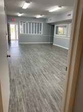 501-527 S Paula Dr, Dunedin, FL à louer Photo du bâtiment- Image 2 de 8