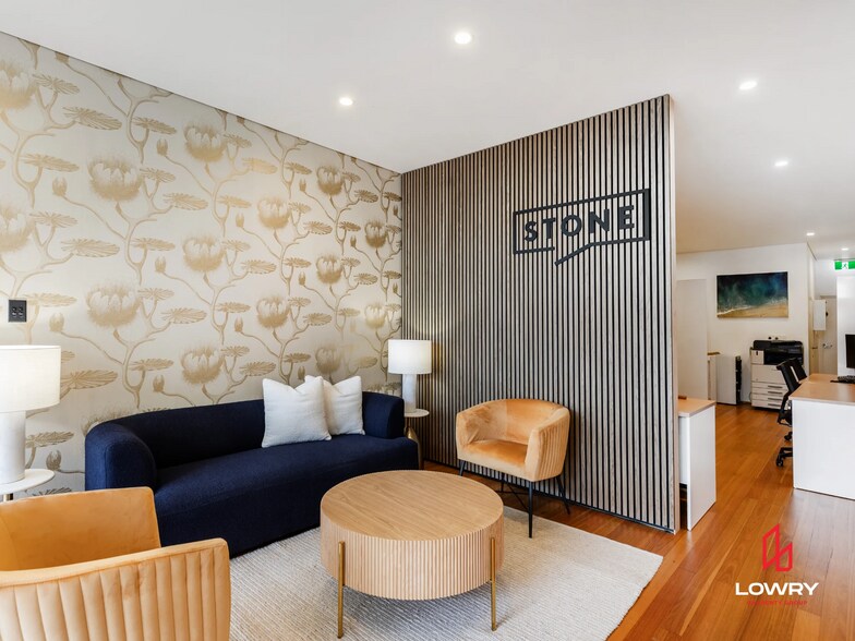 97 Greenwich Rd, Greenwich for sale - Interior Photo - Image 3 of 10