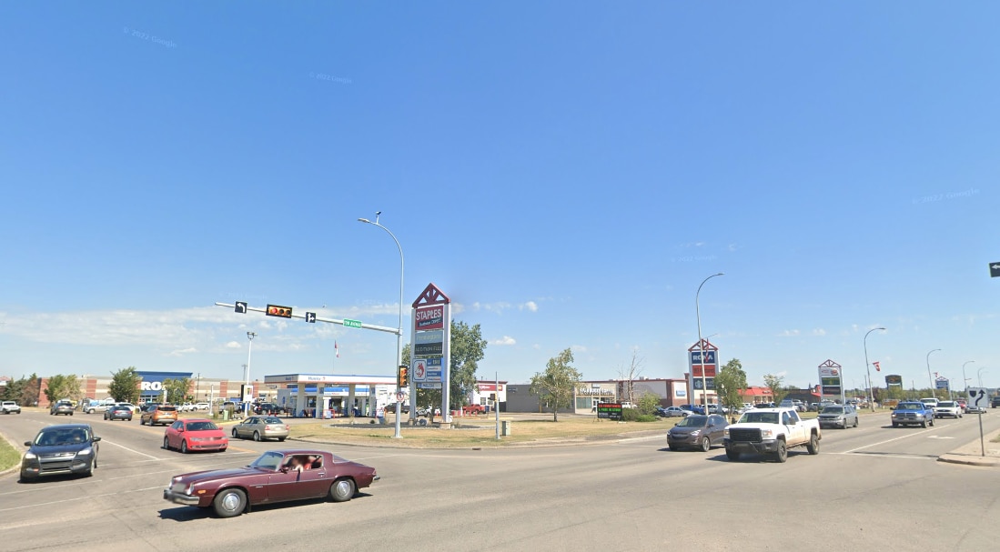 100 Ave, Grande Prairie, AB for lease Primary Photo- Image 1 of 25