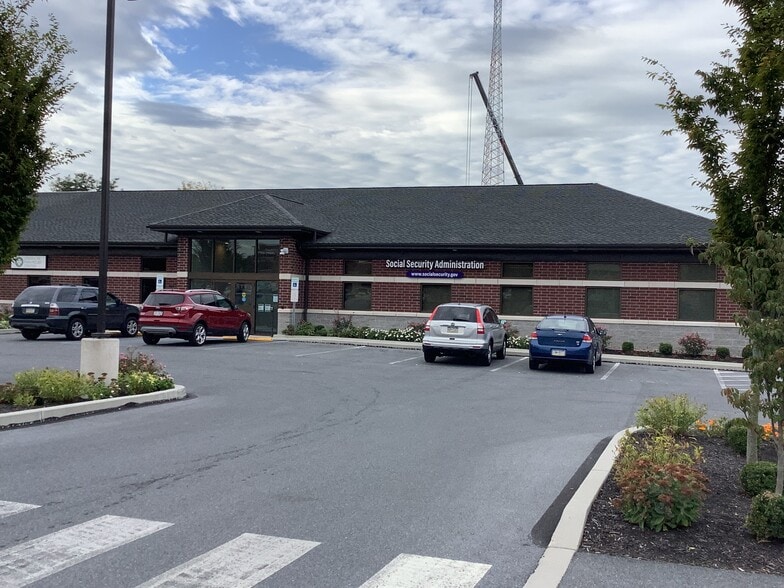 600 Isabel Dr, Lebanon, PA à louer - Photo du bâtiment - Image 2 de 6