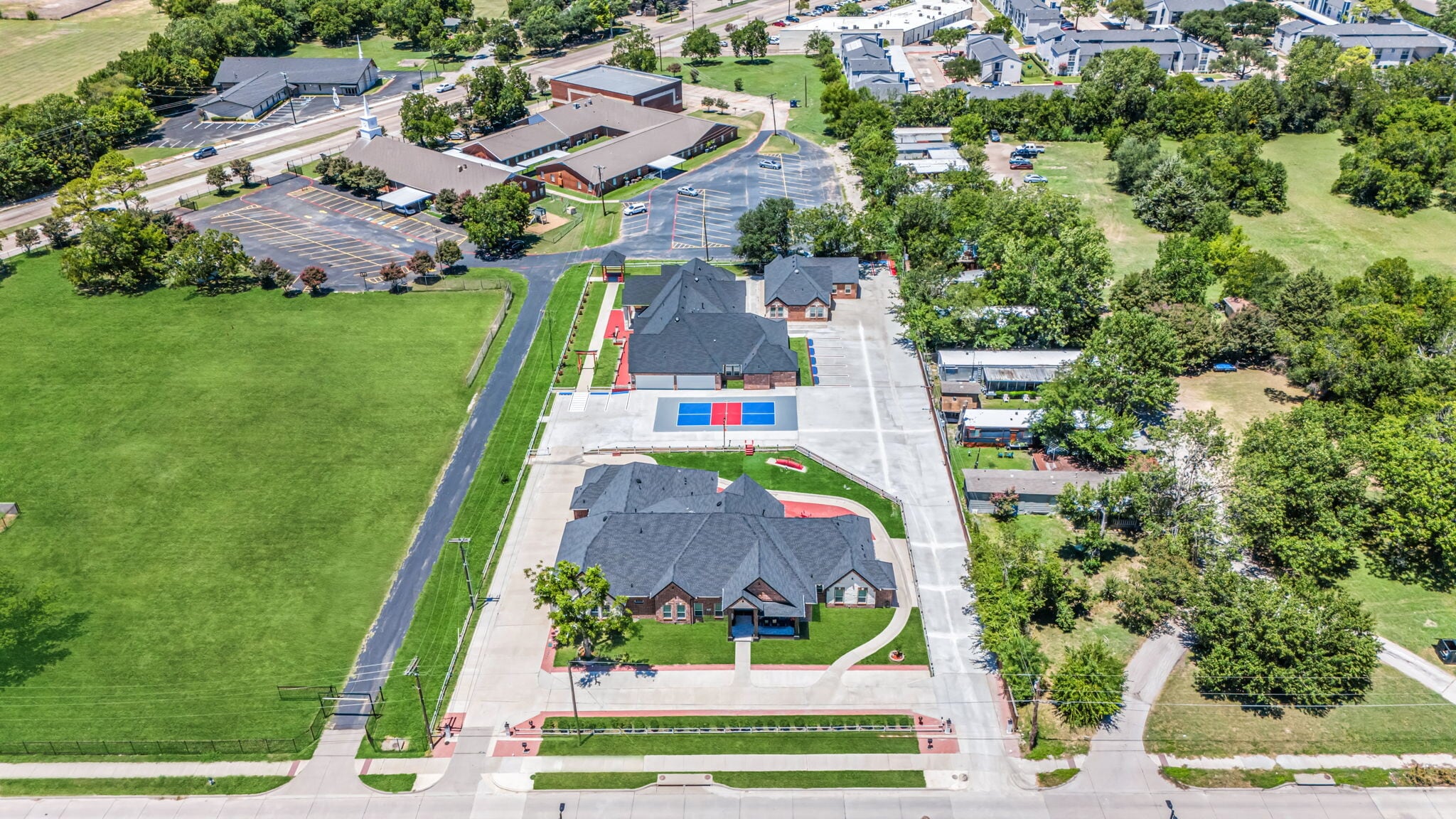 705 E Oates Rd, Garland, TX for sale Primary Photo- Image 1 of 50