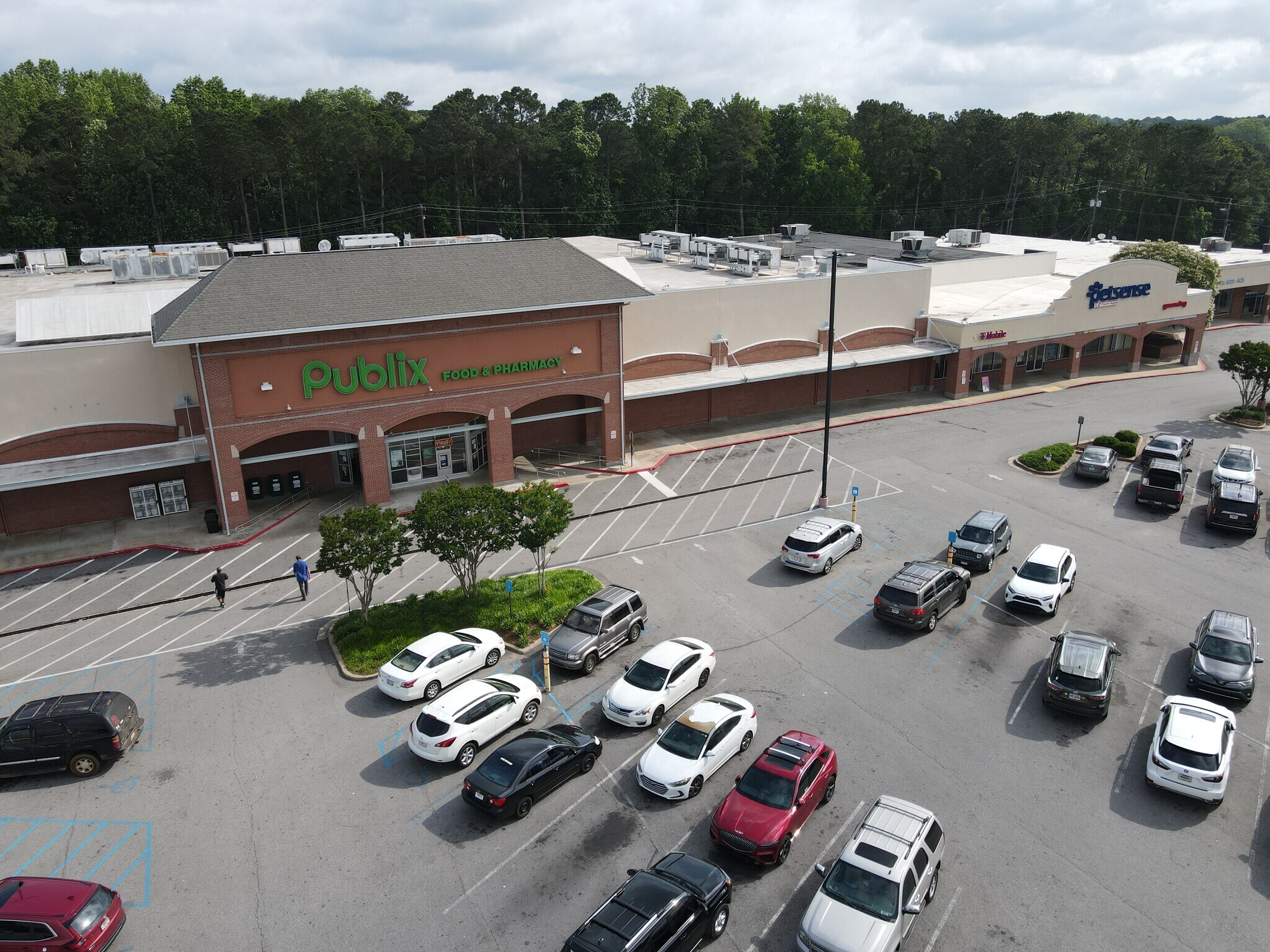 139 Commerce Ave, Lagrange, GA for lease Primary Photo- Image 1 of 10