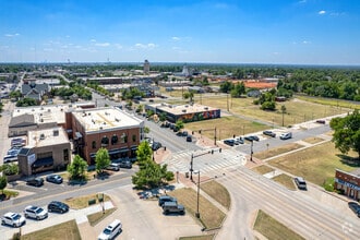 111 N Broadway, Edmond, OK - Aérien Vue de la carte - Image1