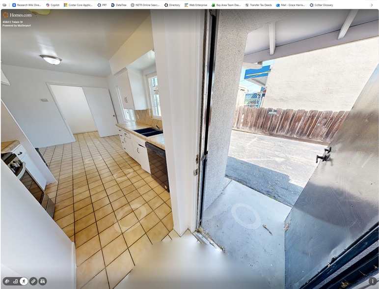 4584 E Tulare Ave, Fresno, CA à vendre - Numérisation 3D de Matterport - Image 2 de 35