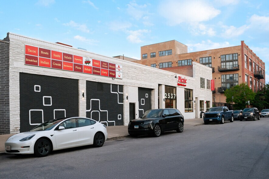 2537 S Wabash Ave, Chicago, IL à louer - Photo du bâtiment - Image 3 de 8