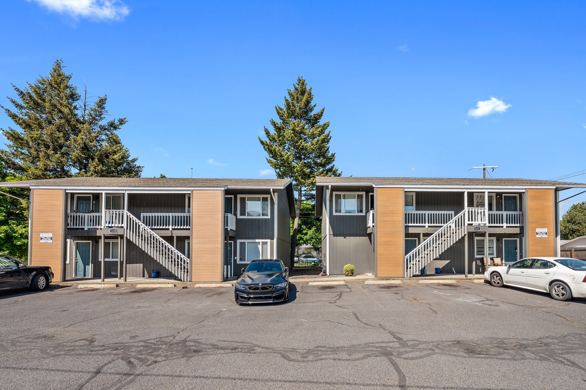 3123-3125 E Carlisle Ave, Spokane, WA à vendre Photo du bâtiment- Image 1 de 15