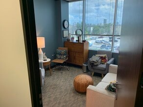 5151 Katy Fwy, Houston, TX for lease Interior Photo- Image 1 of 5