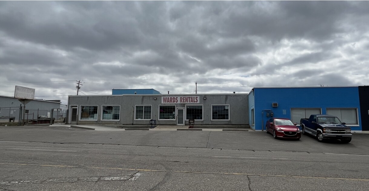 1710 2 Av S, Lethbridge, AB for sale Building Photo- Image 1 of 1