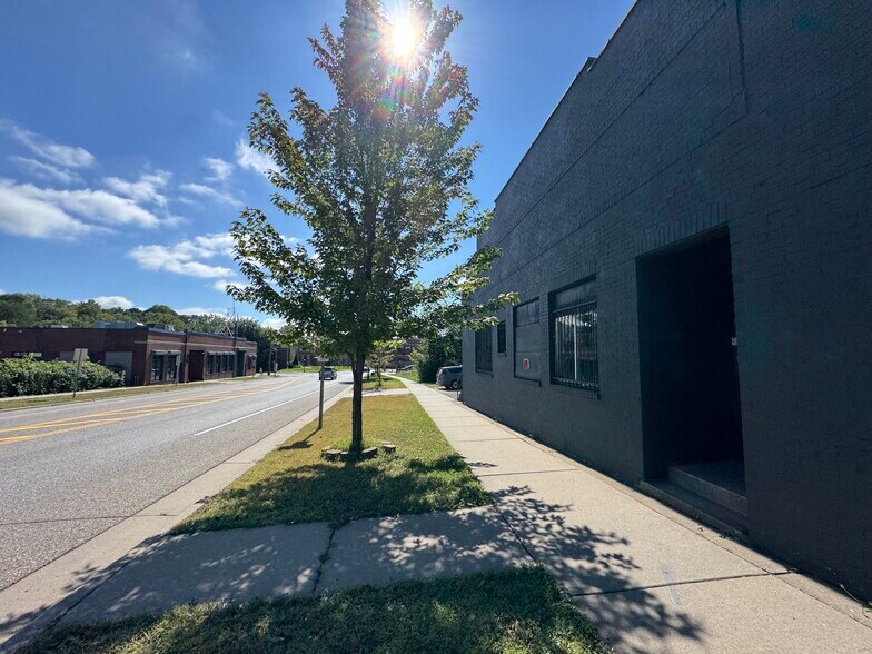 747 Payne Ave, Saint Paul, MN à louer - Photo du bâtiment - Image 3 de 6