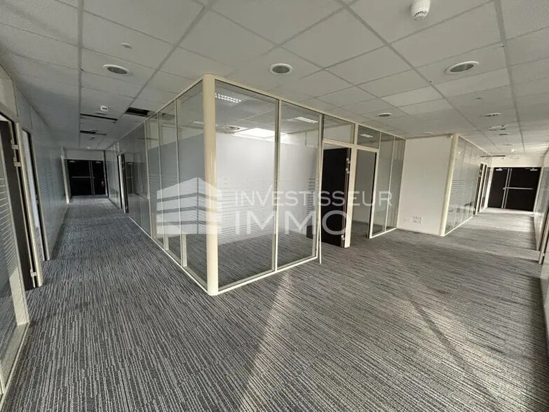 Bureau dans Cergy à louer - Photo intérieure - Image 3 de 5
