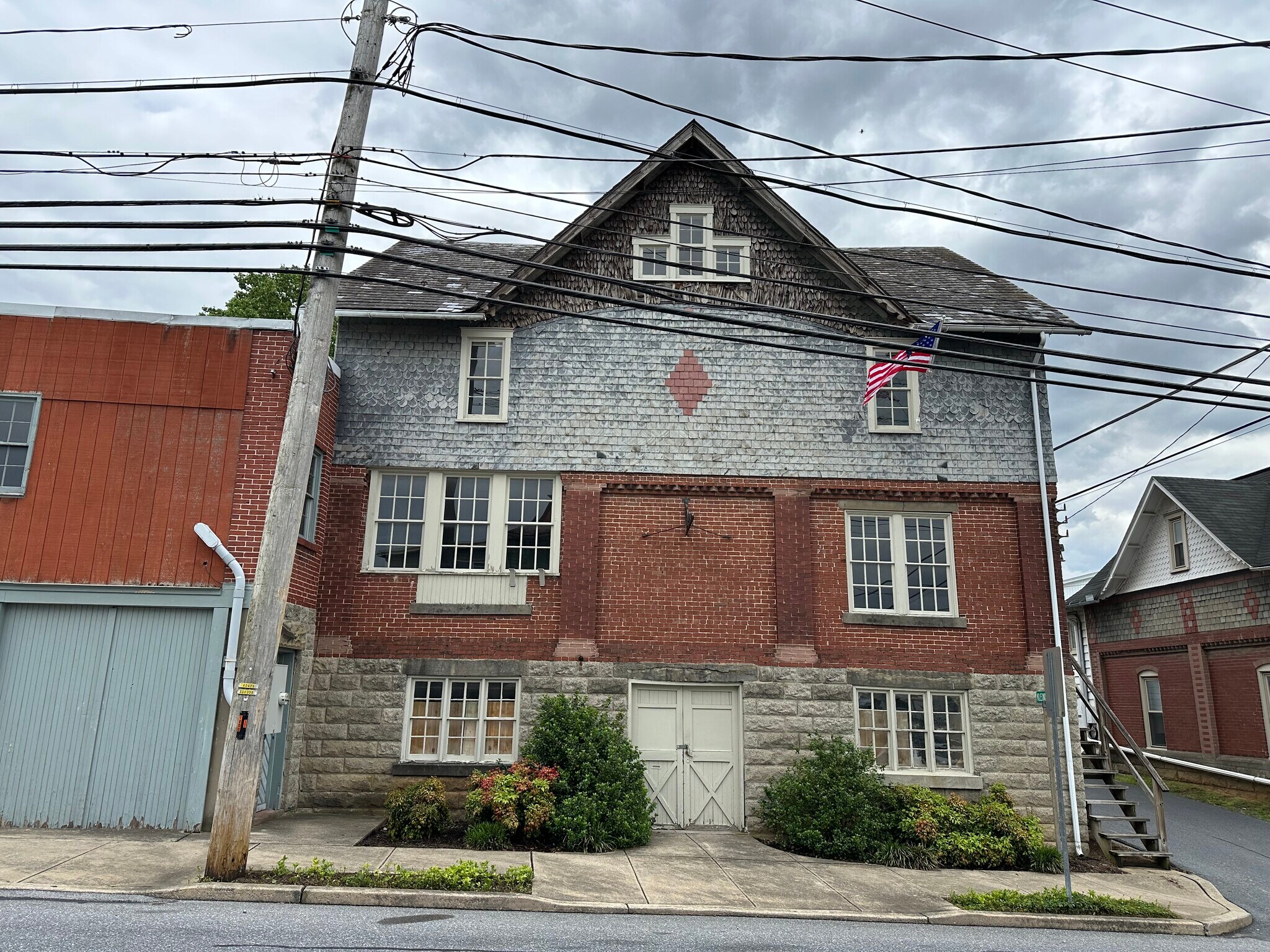 55 N Cedar St, Lititz, PA à louer Photo du bâtiment- Image 1 de 13