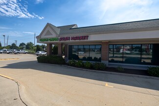 Plus de détails pour 2000 S Neil St, Champaign, IL - Commerce de détail à louer