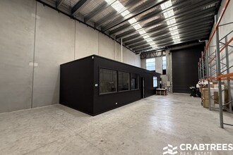 39-45 Howleys Rd, Notting Hill for lease Interior Photo- Image 1 of 5