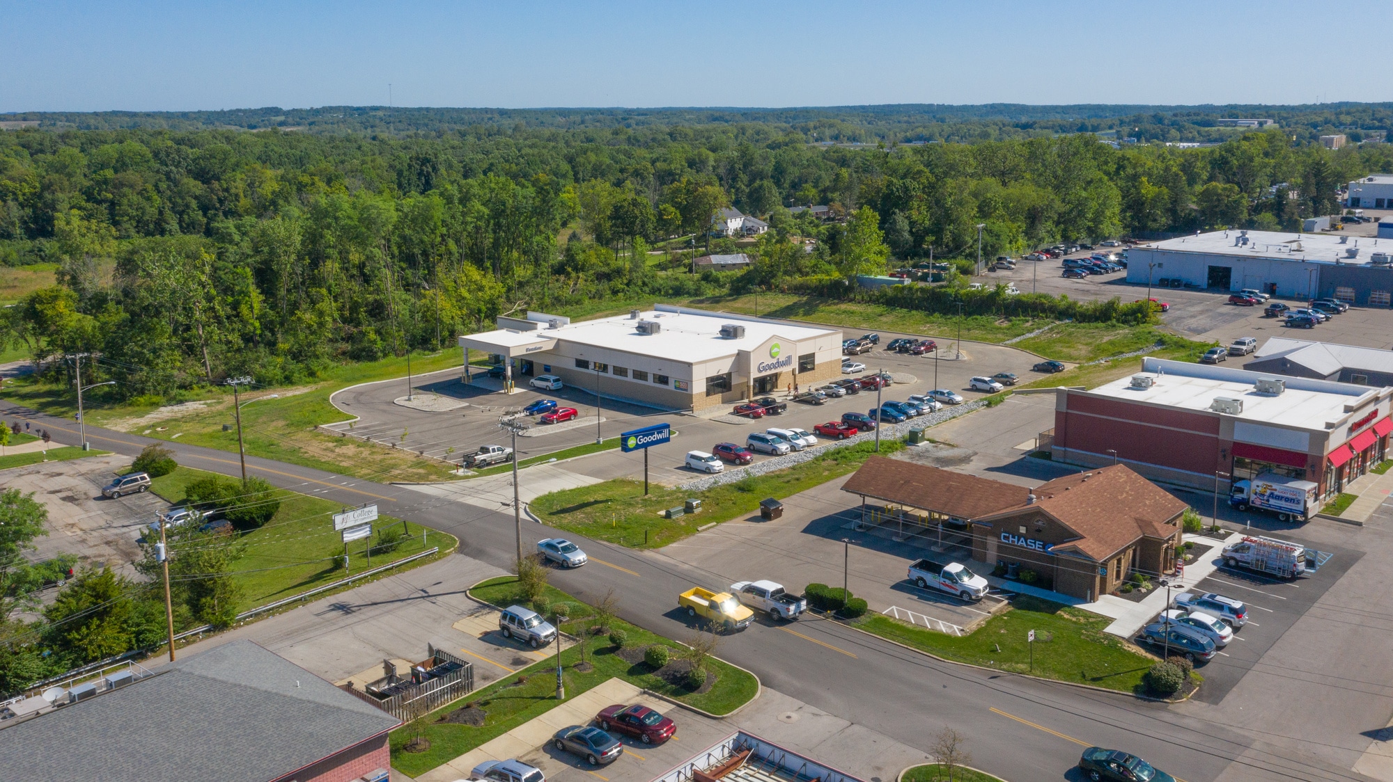 33 Hayes Arboretum Rd, Richmond, IN à vendre Photo principale- Image 1 de 6