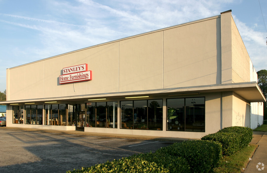 6542 E Virginia Beach Blvd, Norfolk, VA for lease - Building Photo - Image 3 of 7