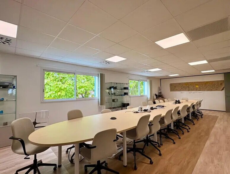 Bureau dans Nantes à louer - Photo du bâtiment - Image 1 de 36
