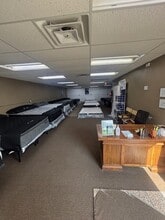 11513 Strang Line Rd, Olathe, KS for lease Interior Photo- Image 2 of 5